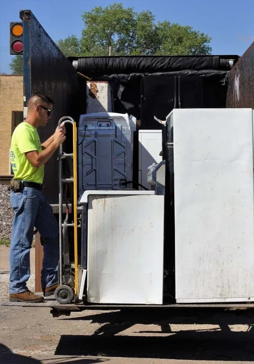 No.1 Reliable & Safe Junk Removal Service In UAE